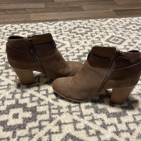 Limelight Jena Faux Suede Booties - Picture 3 of 6